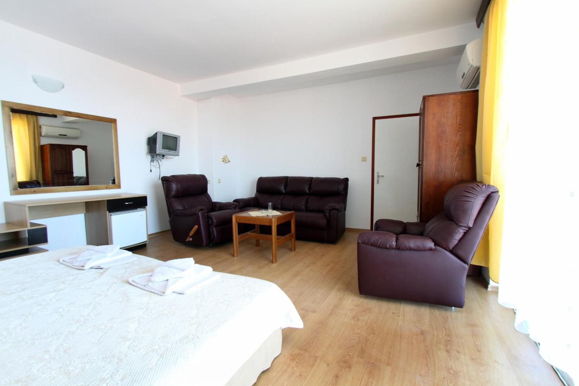 Family Hotel Verona Sozopol Exterior foto