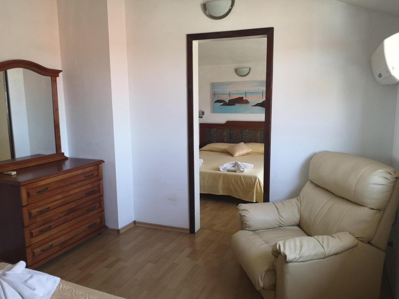 Family Hotel Verona Sozopol Exterior foto